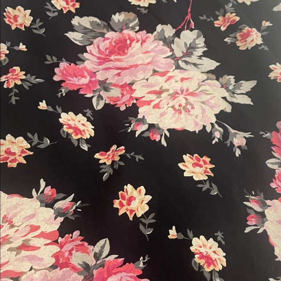 Express Black Floral Pencil Skirt - Picture 4 of 4